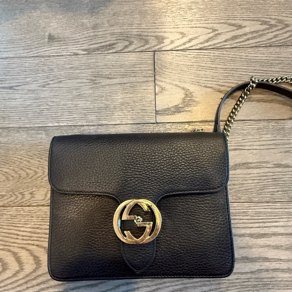 Gucci Black Leather Shoulder Bag
